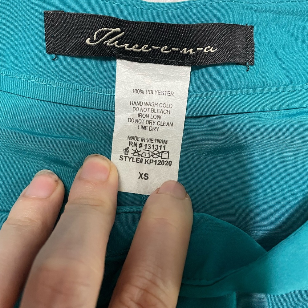 Teal casual shorts - Picture 5 of 9